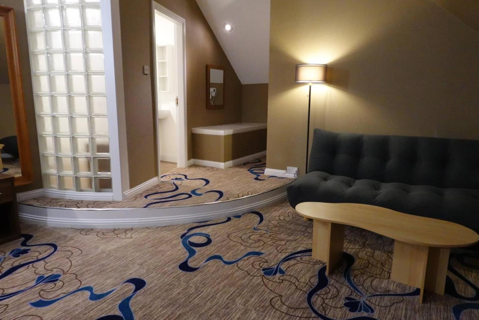 Kelpies Hotel Фалькирк Экстерьер фото