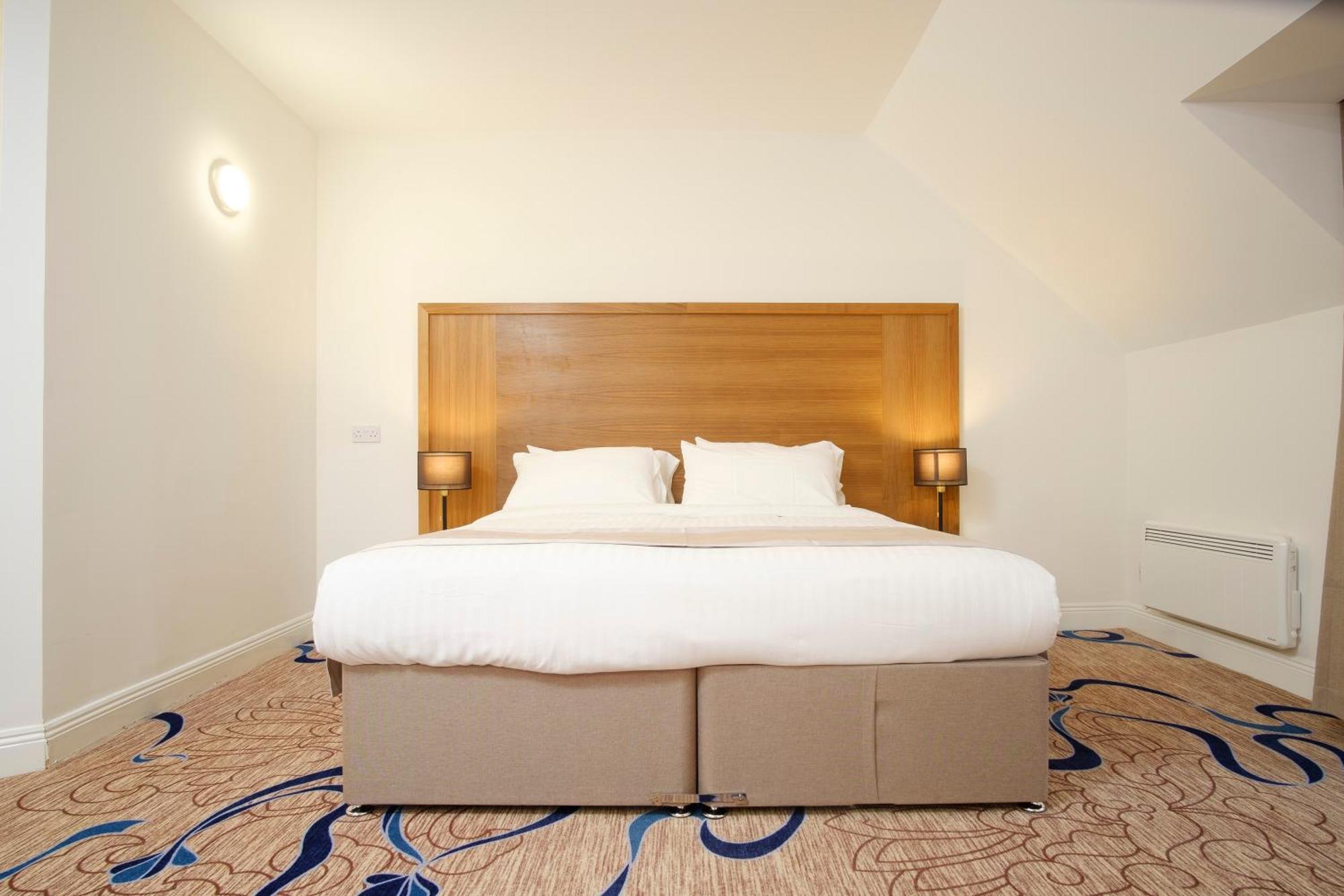 Kelpies Hotel Фалькирк Экстерьер фото