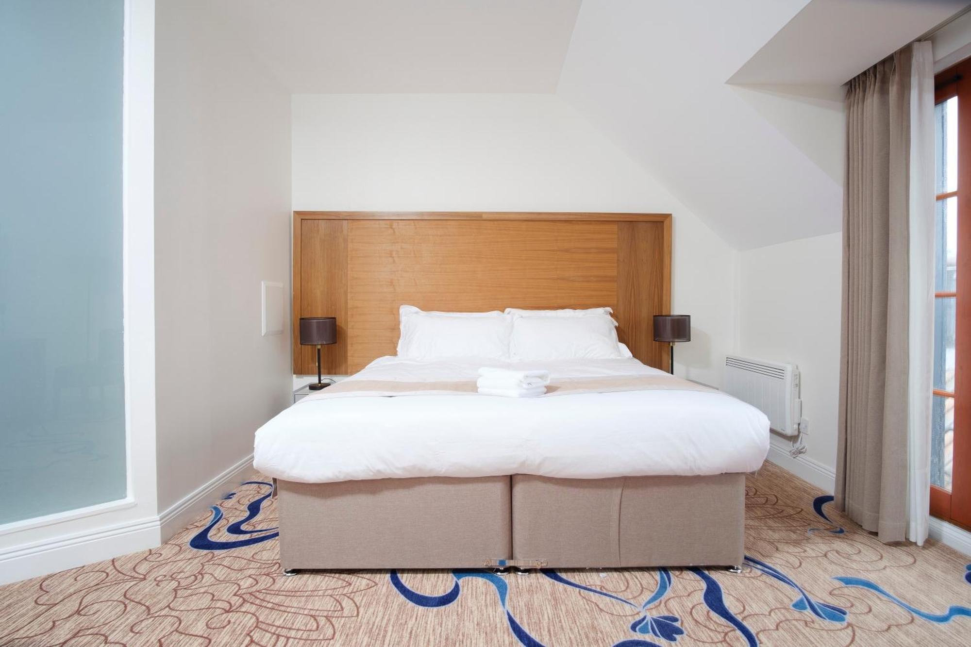 Kelpies Hotel Фалькирк Экстерьер фото